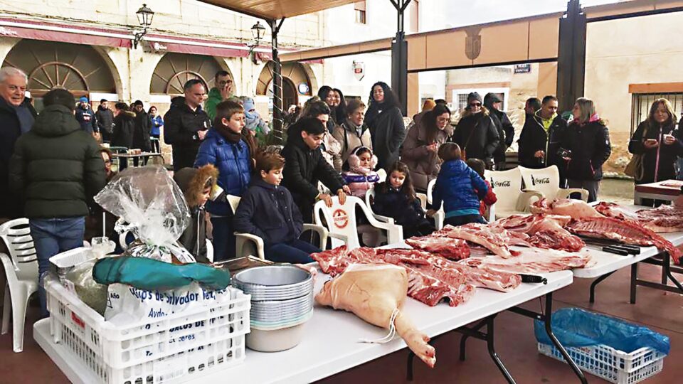 San Cebrián de Mazote aúna tradición y cultura en su fiesta de la matanza